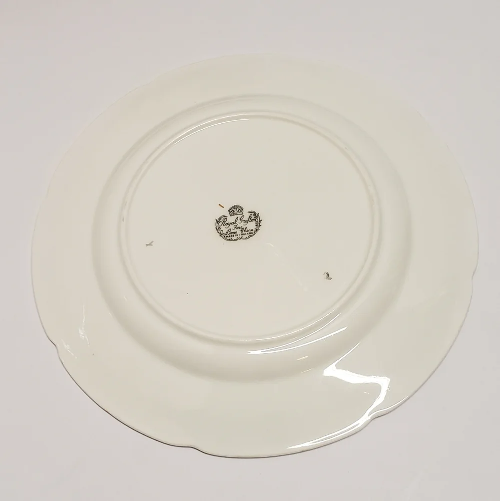 Vintage Pink Royal Grafton Fine Bone China Fruit Plate
